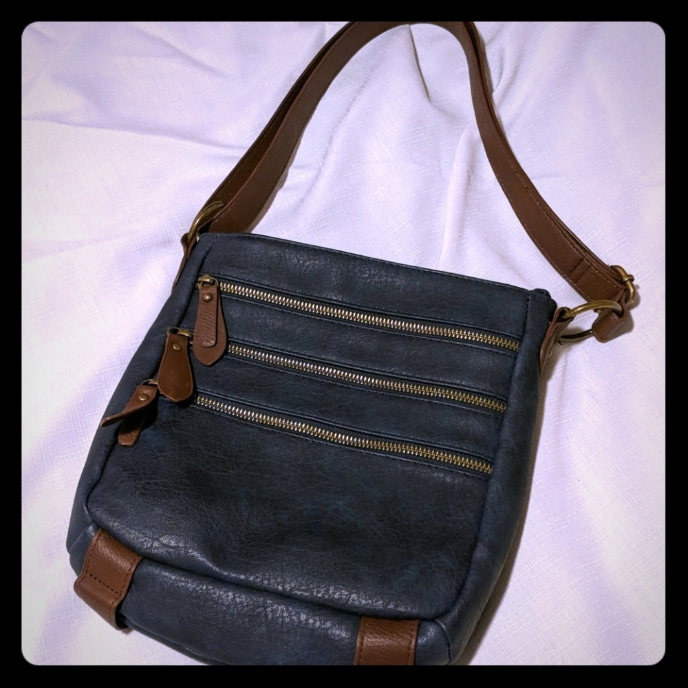 ⭐ 5 for $25! Bueno Cross Body Purse